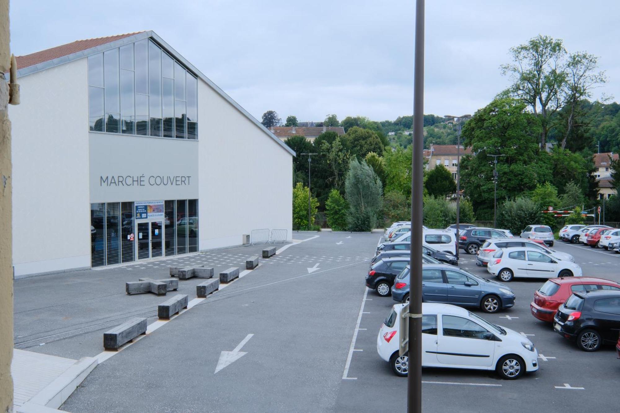 Aux Portes Du Marche Bar-le-Duc Exterior foto